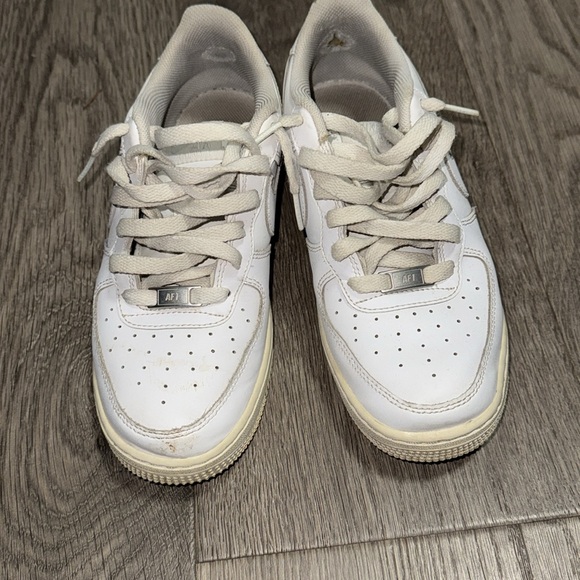 AIR FORCE 1 - Picture 3 of 5